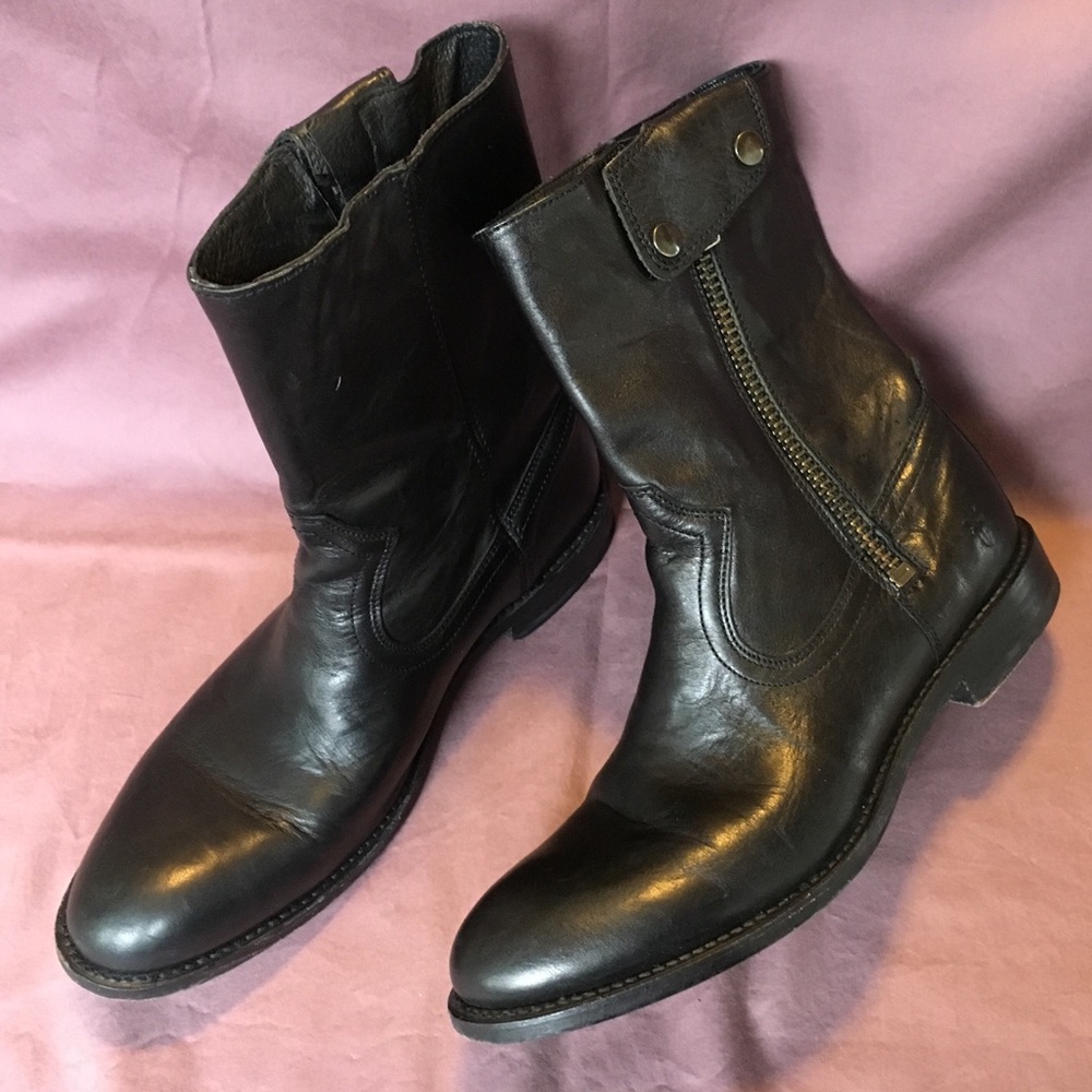 FRYE men’s Black Jayden Outside Zip Boots size 8D